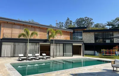 Casa de campo à venda no cond. terras de são josé, 5 suítes, cinema, quadra, spa, automação completa