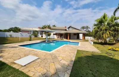 Casa à venda no condomínio village castelo, com 273m² de área construída em um terreno de 1.477m², próximo ao parque da cacau show, cacau park