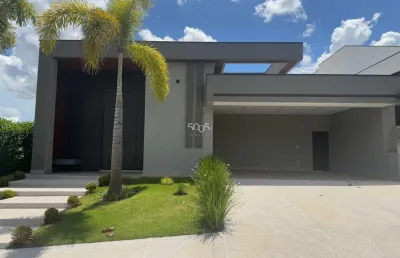 Lindo imóvel com projeto de fernanda santoro à venda no condomínio villas do golf com 275m2 de construção e 503m2 de terreno.