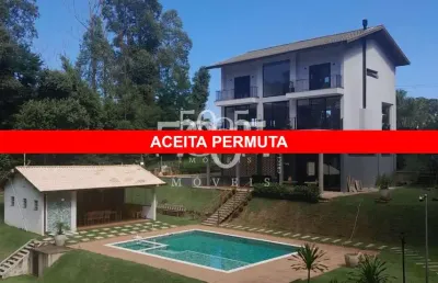 Casa no cond. três lagos, 5000m² e 680,00m² construídos. aceita permuta