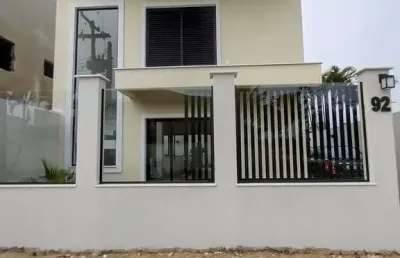 Casa com 3 quartos à venda no Pontal do Sul, Pontal do Paraná 