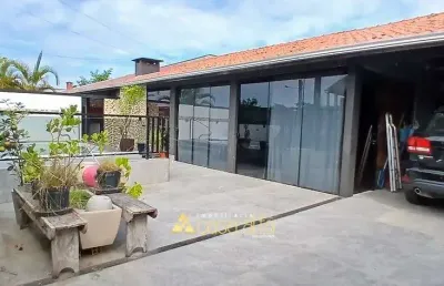 Casa com 3 quartos à venda na Praia de Leste, Pontal do Paraná 
