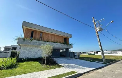 Excelente casa no condomínio caledõnia. para | santa regina, camboriú, santa catarina