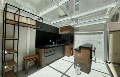 Apartamento reformado recentemente, mobiliado e equipado no centro de balneário camboriú.