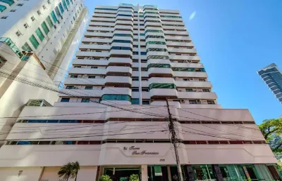 Torre de são francisco: conforto e segurança com vista para o mar