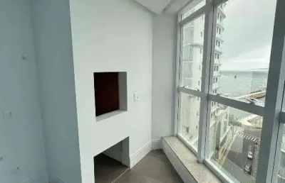 Green coast residence – exclusividade e estilo à beira-mar