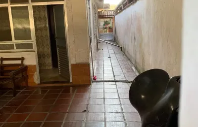 Lote isolado de terreno 280m² 10x28 no santa rosa em guarujá oportunidade real 2024 com baixo valor de mercado em ótima excelente localização próximo a comércios gerais colégios mercado santos ponto d