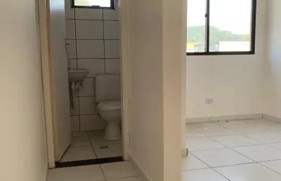 Sala comercial a venda no bairro santo antonio em guarujá sp com 27,50 m² + wc na movimentada alameda das margaridas ótimo ponto / sala comercial - melhor oportunidade de investimento do ano 2024