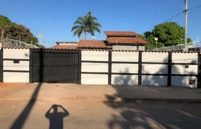 Casa com 3 quartos à venda na Rua Monsueto Viana, 25, Jardim Cristal, Aparecida de Goiânia
