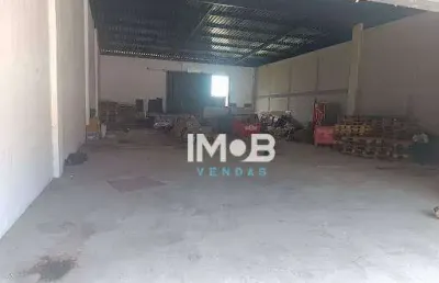 Galpão para alugar, 560 m² por r$ 30.000,00/mês - centro - araruama/rj