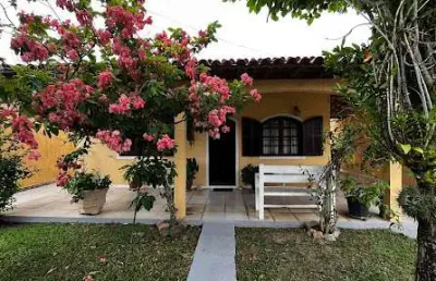 Casa com 3 dormitórios à venda, 140 m² por r$ 540.000,00 - fluminense - são pedro da aldeia/rj