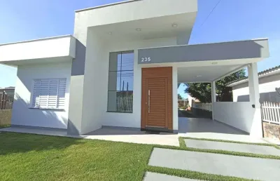 Casa  de alto padrao à venda em balneário arroio do silva 