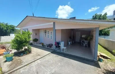 Casa com 3 quartos à venda no Coloninha, Araranguá 