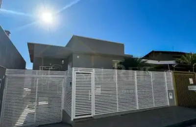 Casa à venda no bairro jardim das hortênsias - poços de caldas/mg