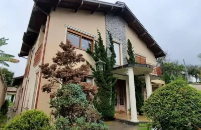 Casa à venda no bairro bortolan em poços de caldas/mg