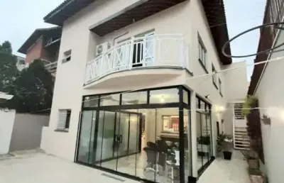 Casa à venda no bairro jardim centenário em poços de caldas/mg