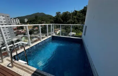 Apartamento mobiliado, pronto para morar! com um layout inteligente e aconchegante,