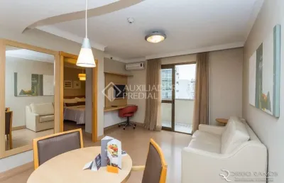 Flat com 1 quarto à venda na rua miguel tostes, 30, rio branco, porto alegre, 43 m2 por r$ 449.000