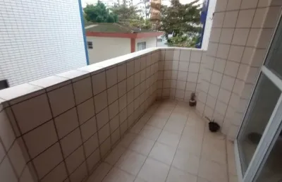 Lindo apartamento de 1 quarto no bairro da guilhermina   150 metros da praia