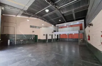 Barracão / galpão / depósito para alugar na diamantina, 209, lagoinha, belo horizonte por r$ 4.900