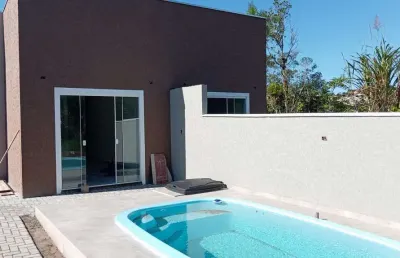 Casa com 3 quartos à venda na rua dezenove, 202, saint etiene, matinhos, 78 m2 por r$ 420.000