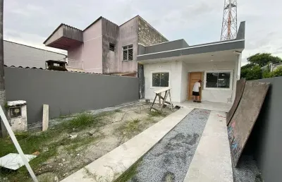 Casa com 3 quartos à venda na rua baronesa do cerro azul, 667, praia de leste, pontal do paraná, 89 m2 por r$ 490.000