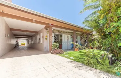 Casa com 4 quartos à venda na rua odilon santana gomes, 29, balneário caravelas, matinhos, 400 m2 por r$ 1.350.000