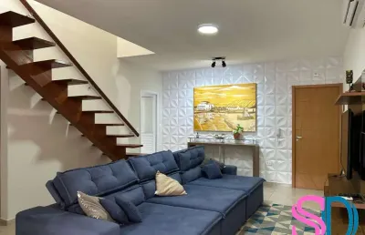 Linda cobertura duplex, com vista espetacular na praia das toninhas