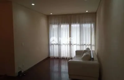 Apartamento com 02 dormitórios e 02 vagas de garagem em alphaville, semi mobiliado