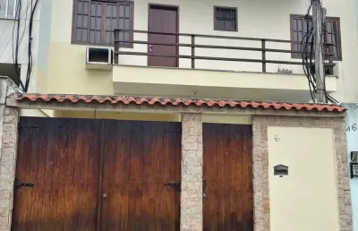 Excelente casa de 3 quartos, com suíte e vaga a venda em irajá