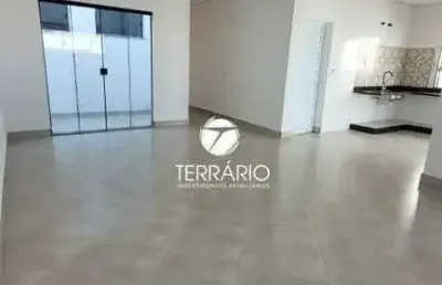 Casa à venda no residencial belo horizonte iii em varginha com 1 suíte e energia fotovoltaica