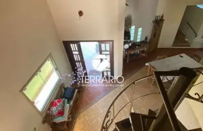 Casa à venda no parque boa vista em varginha com 4 quartos, 2 suítes, 3 banheiros, 2 vagas e churrasqueira