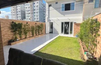 Casa com 2 quartos à venda na Rua Tarci Testoni dos Santos, Centro, Camboriú