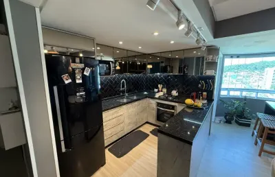 Apartamento com 2 dormitórios sendo 1 suíte mobiliado e decorado