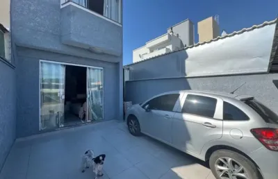 Casa com 2 quartos à venda no Rio Pequeno, Camboriú 