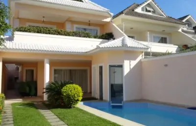 Casa para locação no condomínio interlagos de itaúna, barra da tijuca.