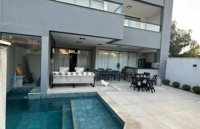 Casa triplex para locação em condomínio bothanica nature, recreio dos bandeirantes.