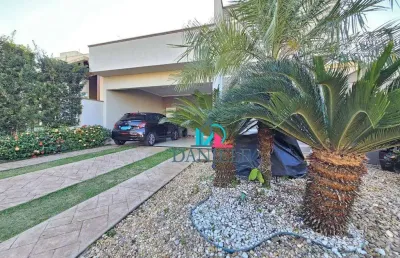 Casa térrea com 3 dormitórios localizada no condomínio piemont.