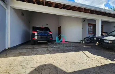 Casa com 3 quartos à venda no Jardim das Estações (Vila Xavier), Araraquara 