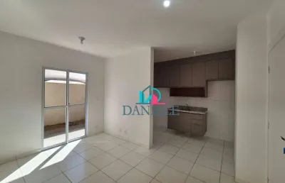 Apartamento com 2 dormitórios localizado no condomínio reserva dos jequitibás.