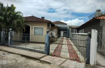 Casa com 6 quartos à venda na Rua José Lupércio Lopes, 38, Centro, Palhoça