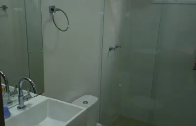 Luxo e conforto a 200m da praia – vista ao mar - temporada natal/ano novo!