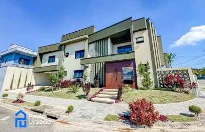 Lindo sobrado á venda no condomínio malibu em caçapava - sp