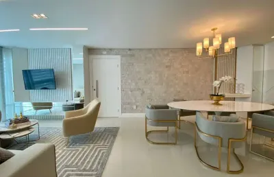 Apartamento com 3 quartos para alugar na Rua 3770, 450, Centro, Balneário Camboriú