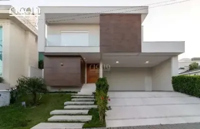 Sobrado 4 dormitórios (4 suítes) à venda, 405 m² de área útil + piscina - local tranquilo