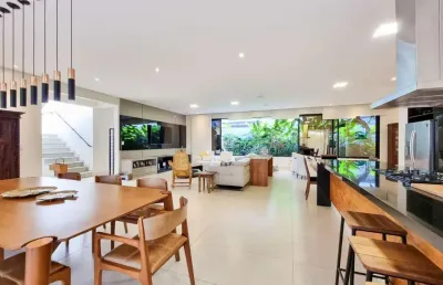 Casa à venda no urbanova sjc - sobrado à venda no jardim do golfe 3 - 440 m² - 5 dorms (2 suítes) no cond. jardim do golfe 3 - 4 vagas cobertas