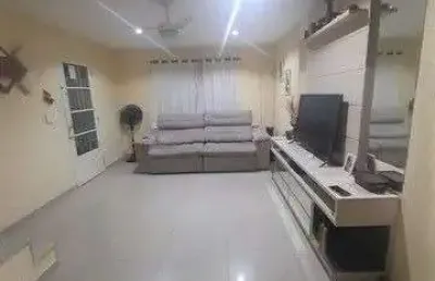 Casa à venda com 3 dormitórios no monte castelo em são josé dos campos