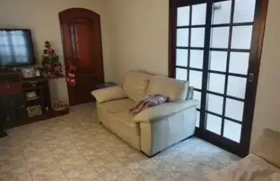 Casa à venda com 3 dormitórios em vila tesouro em são josé dos campos.