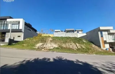 Terreno em condomínio fechado à venda no Jardim Califórnia, Jacareí 