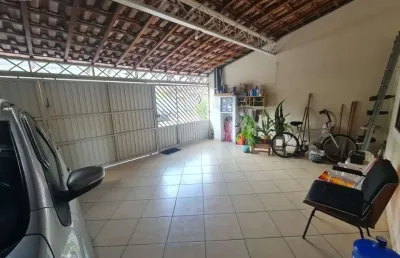 Casa com 4 dormitórios/3vagas de garagem no jardim torrão de ouro em são josé dos campos